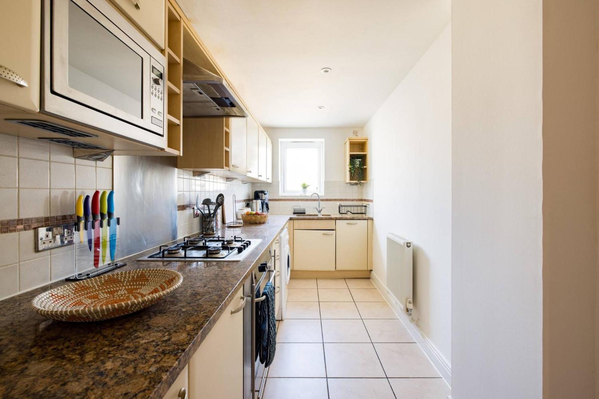 Wild Roses Service Apartments - East India Londres Extérieur photo